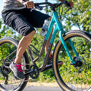 Hybrid bike offers on sale